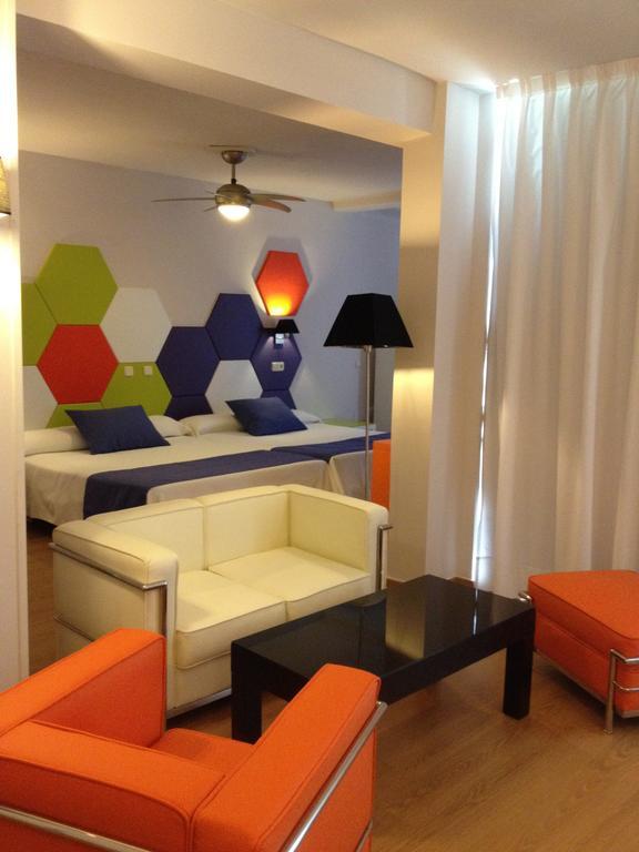 Double or Twin Room (2 Adults + 1 Child)